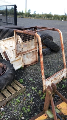 Mini digger roll cage