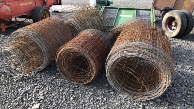 5 rolls of used pig/sheep wire