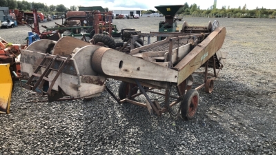 Cook potato sorter