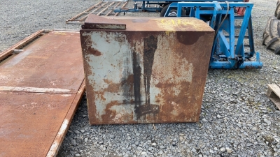 Steel oil tank no leaks