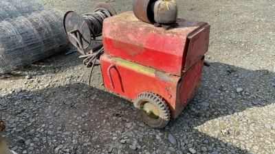 Warwick power washer