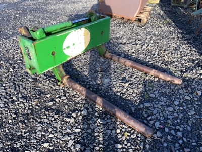 McHale round bale lifter with euro brackets