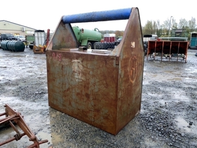 Fuel tank 800L diesel storage grab tank for use in forestry applications no leaks