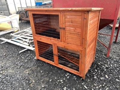 2 tier hutch, will do chickens