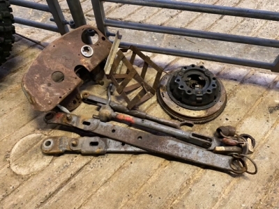 Ferguson dash + lift arms