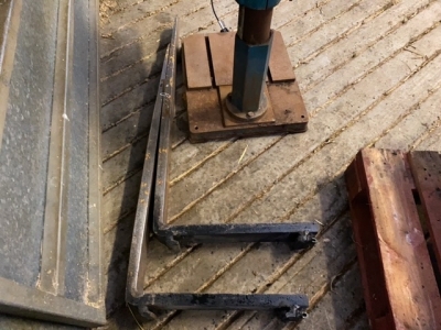 Set of pallet toes