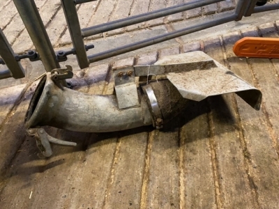 Slurry spread plate