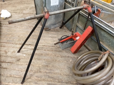 Pipe vice & Dies & Pressure Tester