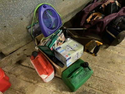 job lot of spray guns & petrol cans