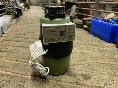 Tweeny kitchen waste unit brand new
