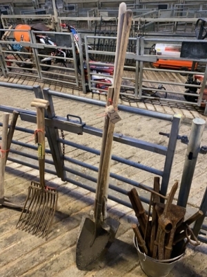 3 long tail shovels