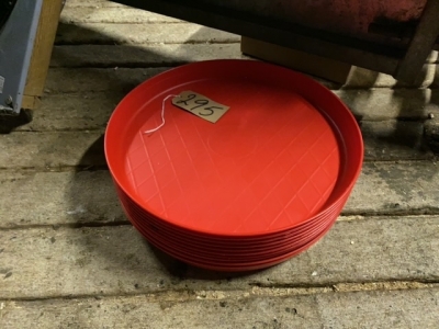 10 chicken feed trays