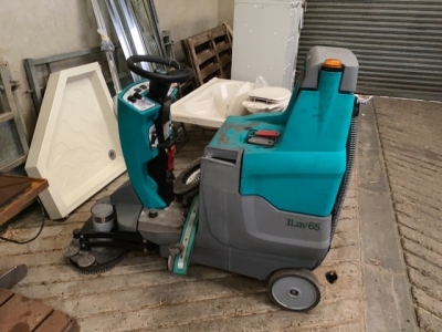 Industrial Sweeper 2014 only 50hrs