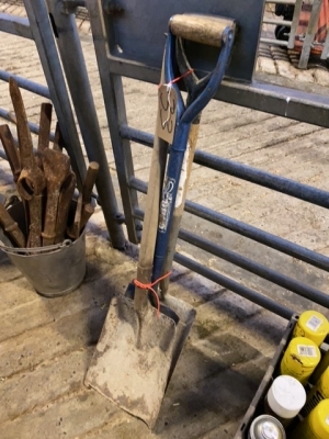 3 yard shovels
