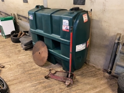 Plastic oil tank, trolley jack + circular saw blade