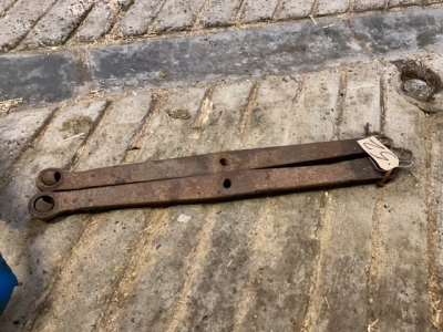 Massey Ferguson link arms