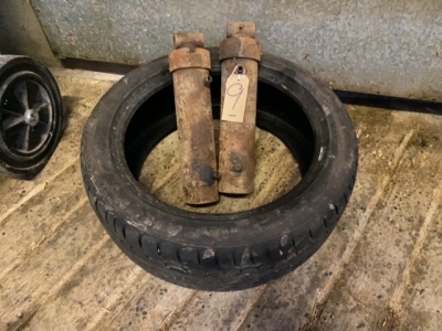 2 hydraulic rams double acting 225 x 45 x 17 tyre