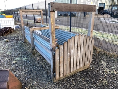 Sheep footbath pen