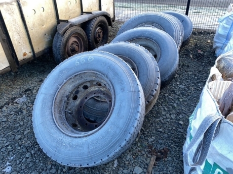 10 stud 295-80-22.5, 5 rims with tyres plus 2 tyres