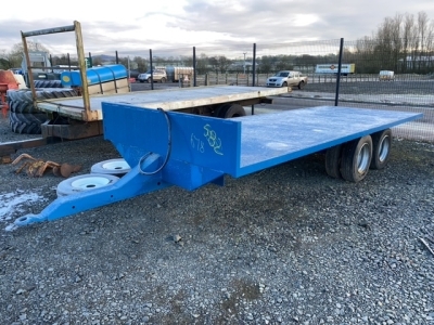 20ft bale trailer with brakes and LED lights