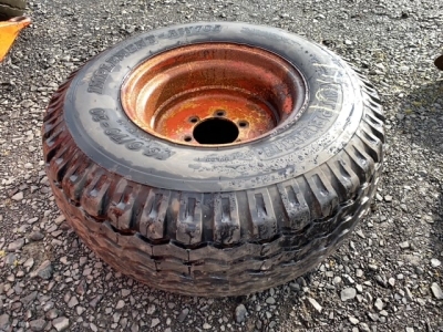 1 x 405-70-20 tyre and new 6 stud rim