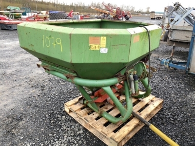 Amazone 1tn fetiliser sower with shaft