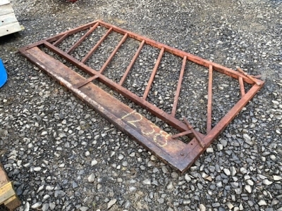 8ft feed gate