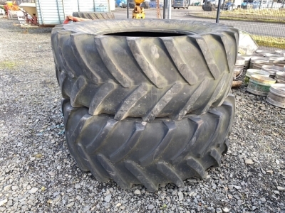 Set of Michelin rear tractor tyres 650-65-R38