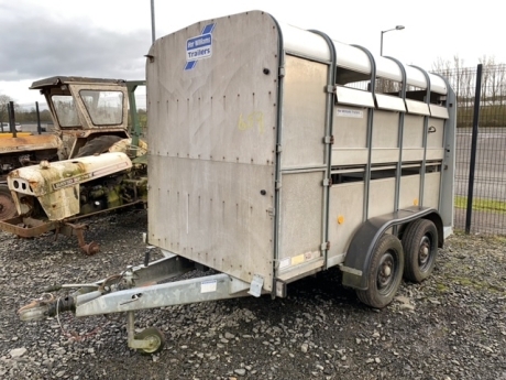 10x5 Ifor Williams trailer white roof cattle trailer