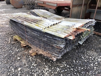 2 x pallet of corrugated roofing 8ft