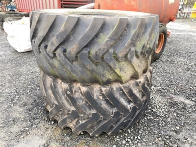 2 x tanker tyres 28-1-R28 40% grip