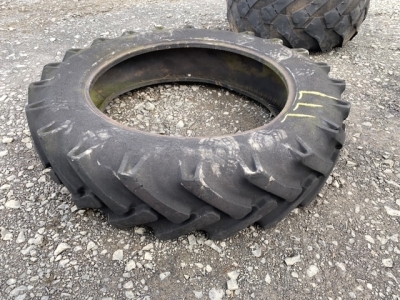 12-4-32 tyre