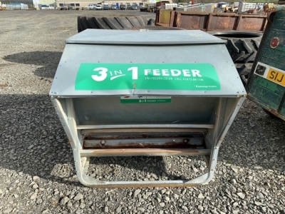 3 in 1 sheep feeder