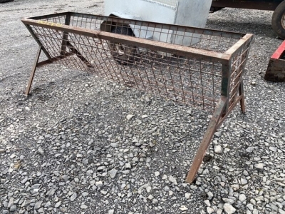 Sheep hay rack