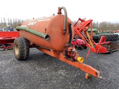 Slurry tanker