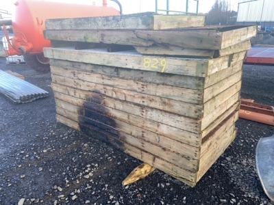 Pallet of sheep wire slats