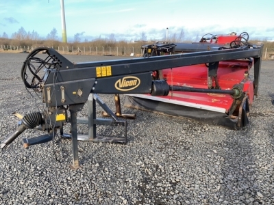 Vicon 832T trail mower and grouper used last season with spare blades and shaft