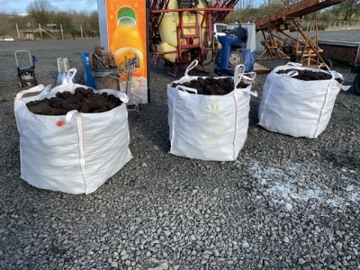 3 x tote bags of peats