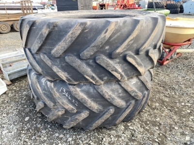 2 x 650-65-42 tyres