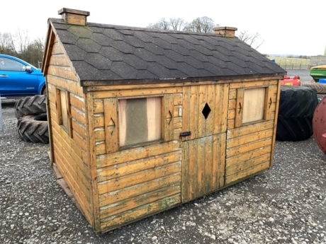 Hen house or garden shed