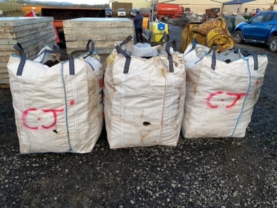 3 x tote bags of peats