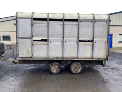 Ifor Williams cattle trailer twin axle 12x6