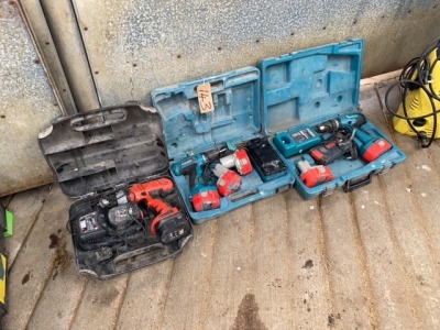 Job lot of 3 Battery Drills ( 2 Makita, 1 Black & decker)