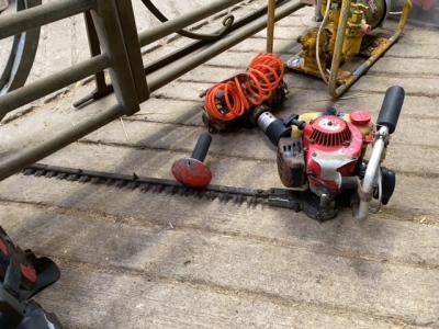 Hedge trimmer