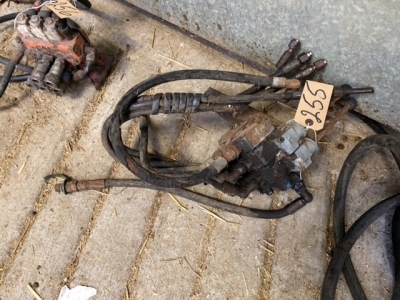Spool value block and pipes
