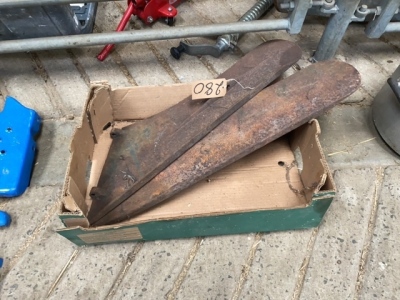2 x horse plough boards
