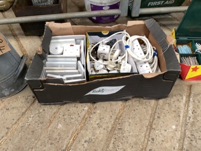 Box lot of plugs etc