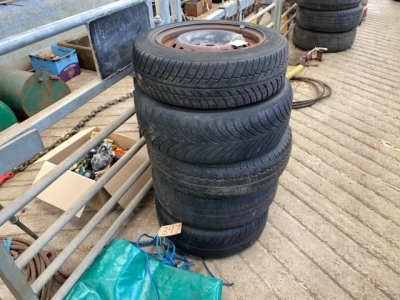 5 x Assorted wheels