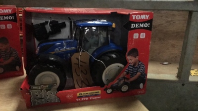 Tommy Big Farm New Holland