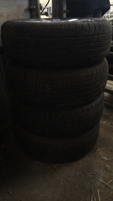 4 x tyres and rims 195-65R-15, 2 new 2 old